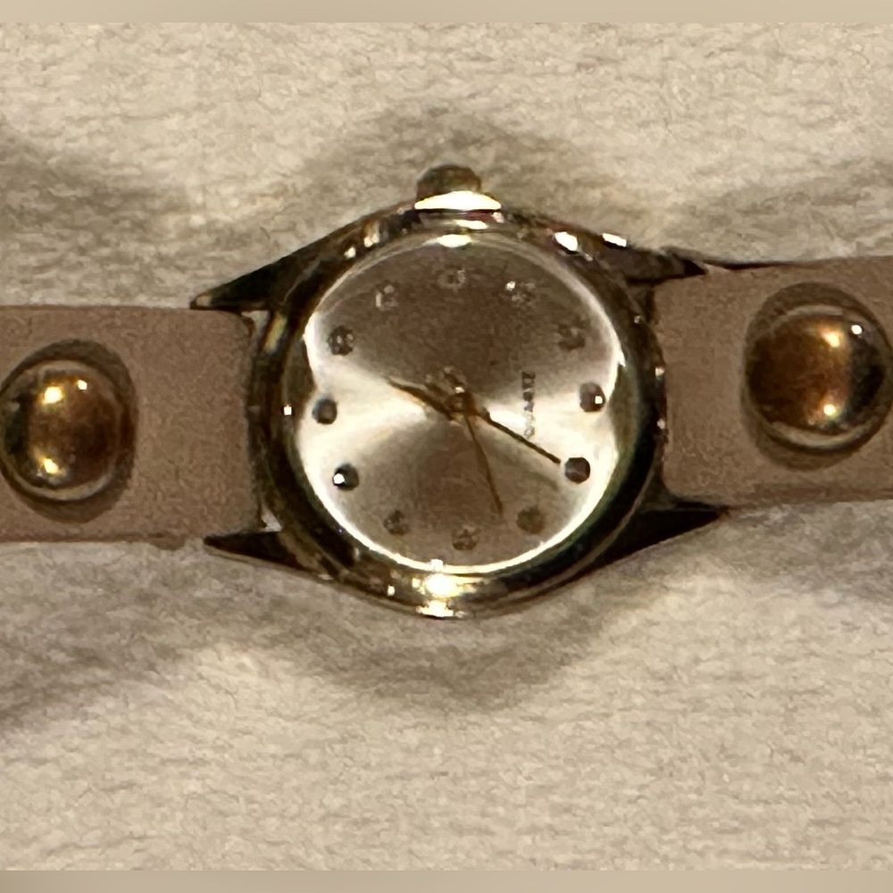 Bracelet watch from Icing